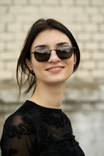 Load image into Gallery viewer, Terra - Black / Smoke