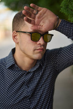 Load image into Gallery viewer, Teye - Black / Gold