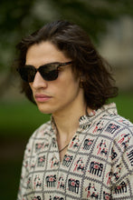 Load image into Gallery viewer, Teye - tortoise / Light Smoke