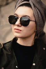 Load image into Gallery viewer, Uomo - Black / Green