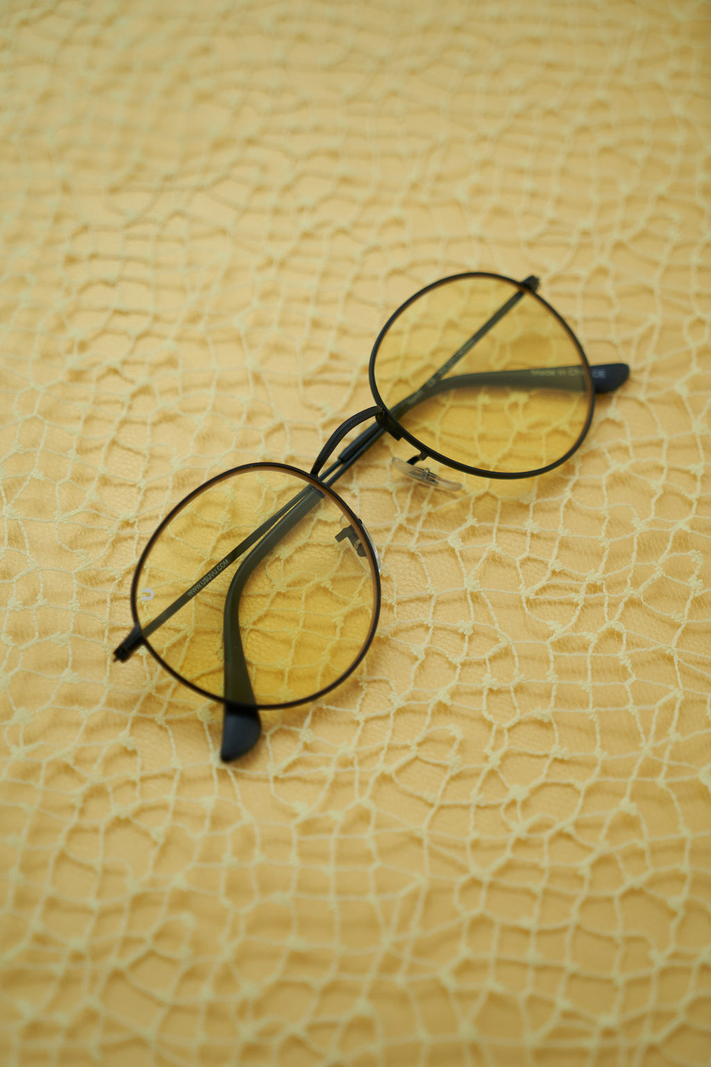 Yoyo (M) - Black / Yellow