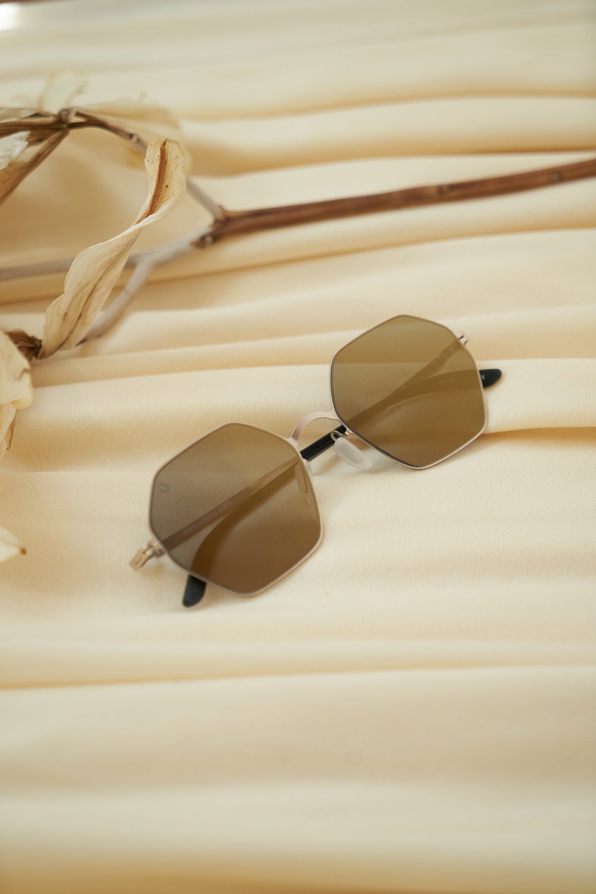 Hexa - Gold / Gold