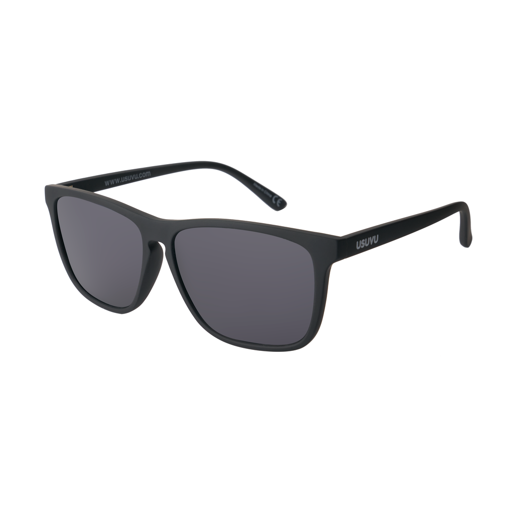 Clay - Black / Smoke