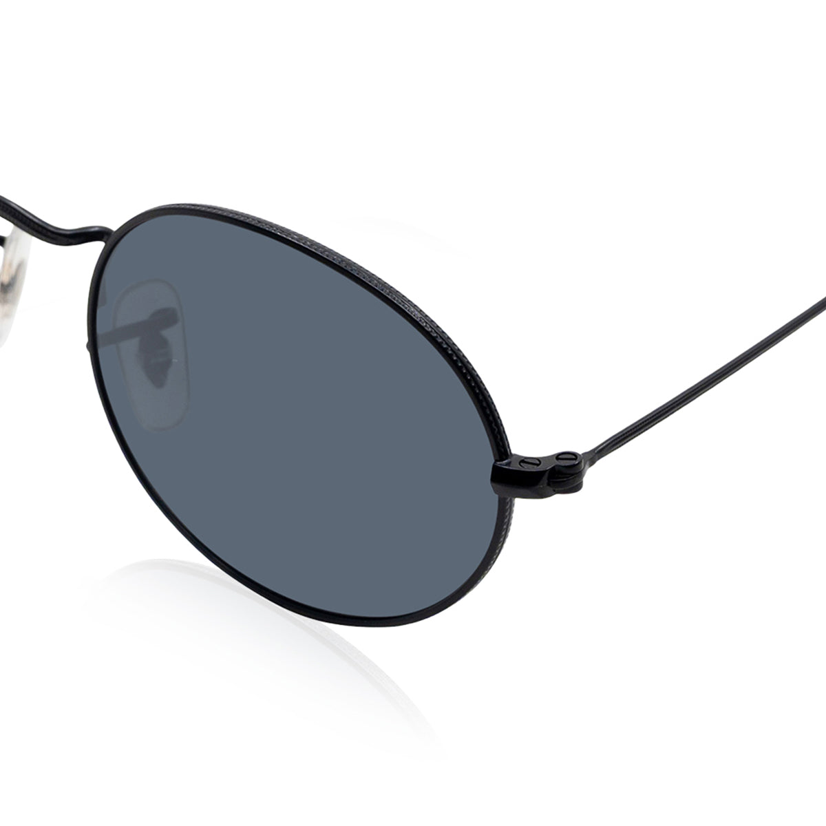 Raya - Black / Smoke