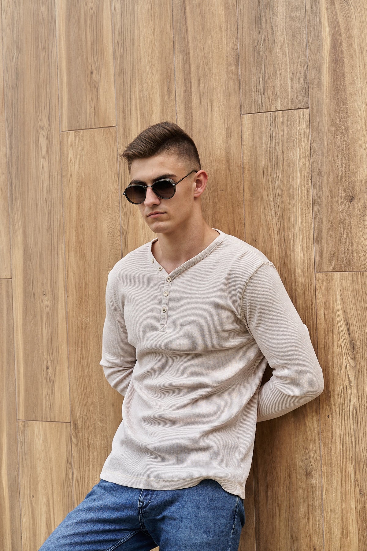 Sunray - Black  / Fade Brown