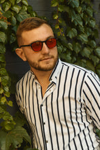 Load image into Gallery viewer, Ace - Black / Red
