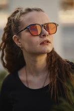 Load image into Gallery viewer, Ace - Black / Red
