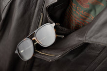 Load image into Gallery viewer, Chairman - Tortoise / Fade Smoke
