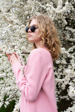 Load image into Gallery viewer, Echo - Black / Smoke
