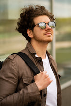 Load image into Gallery viewer, Flip - Black / Silver
