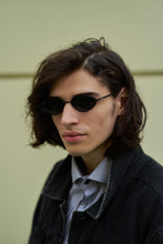 Load image into Gallery viewer, Hipster - Black / Smoke
