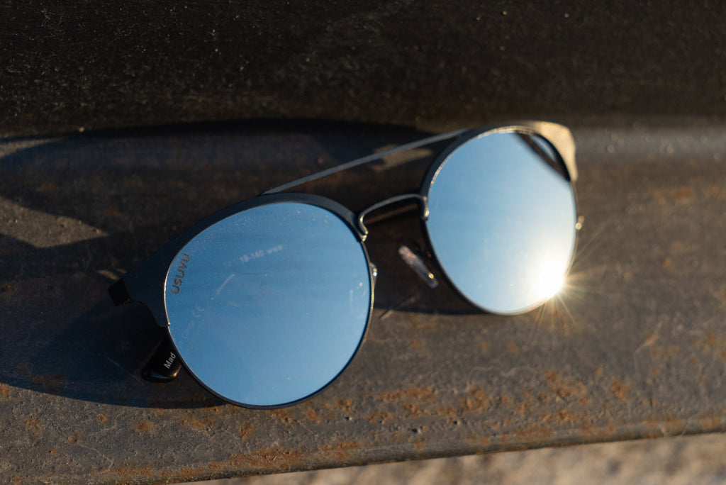 Hala - Black / Silver Mirror