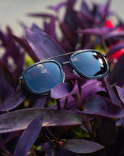 Load image into Gallery viewer, Magnificent - Black / Smoke
