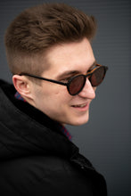 Load image into Gallery viewer, Osaka - Tortoise / Brown
