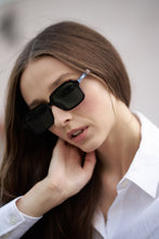 Load image into Gallery viewer, Retro - Tortoise / Light Smoke
