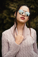 Load image into Gallery viewer, Showy - Black / Silver
