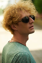 Load image into Gallery viewer, Canal - Black / Smoke
