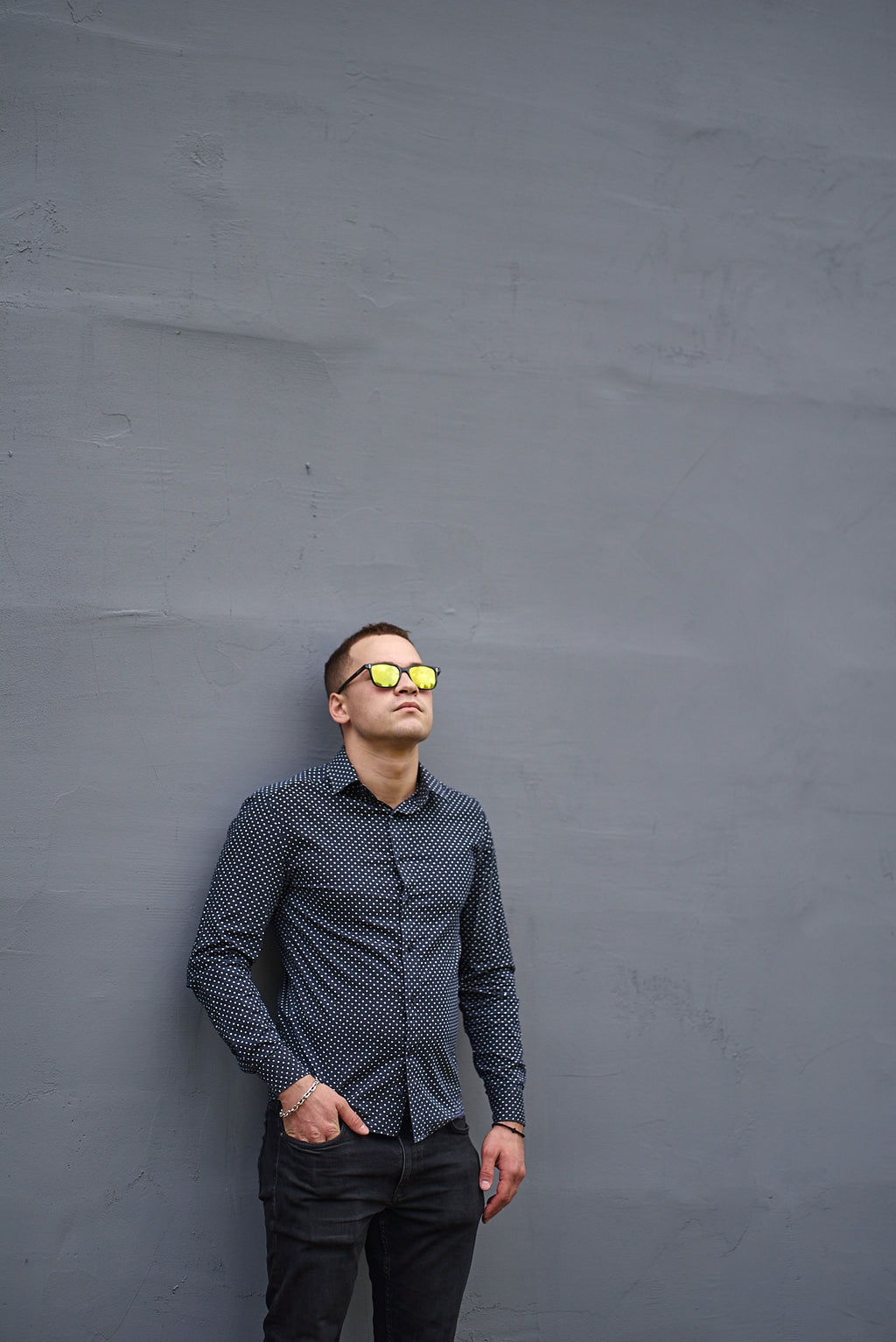 Teye - Black / Gold